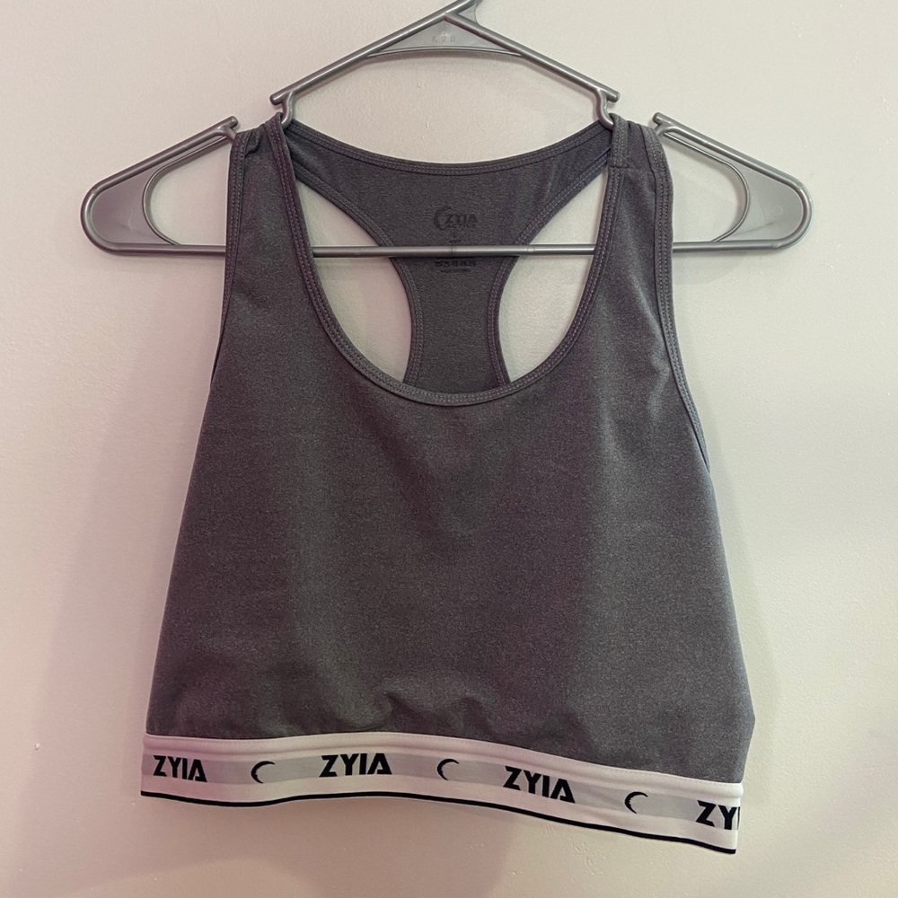 Zyia sports bra size large